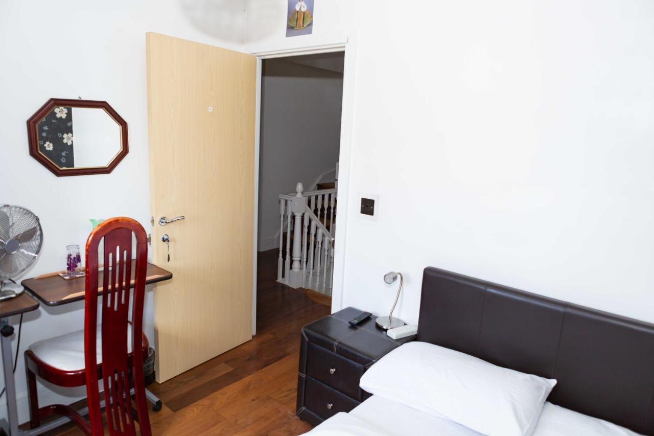 Heathrow Garden House - West Drayton, London - Benjamin Guest House Yiewsley 외부 사진